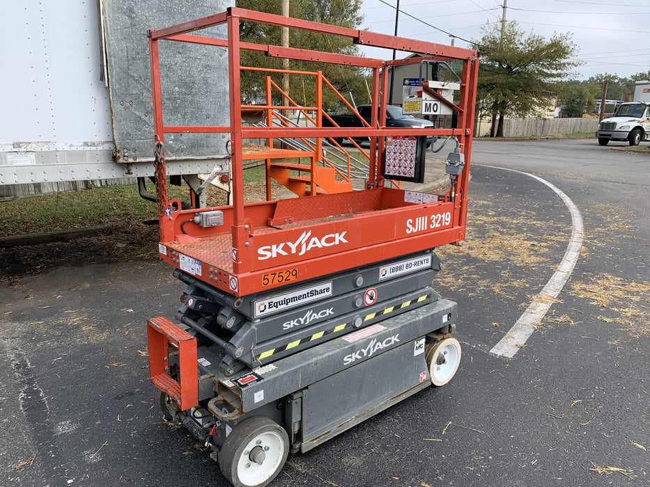 2016 Skyjack SJIII-3219 Standard Rental Specs