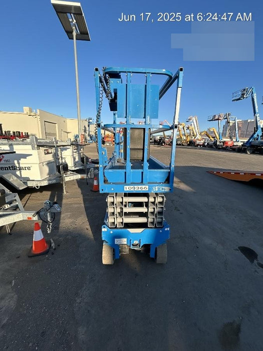 2020 Genie GS-2632 Solid NM Tires, Folding Rails with Half-Height Swing Gate, Beacon, 800W Invertor