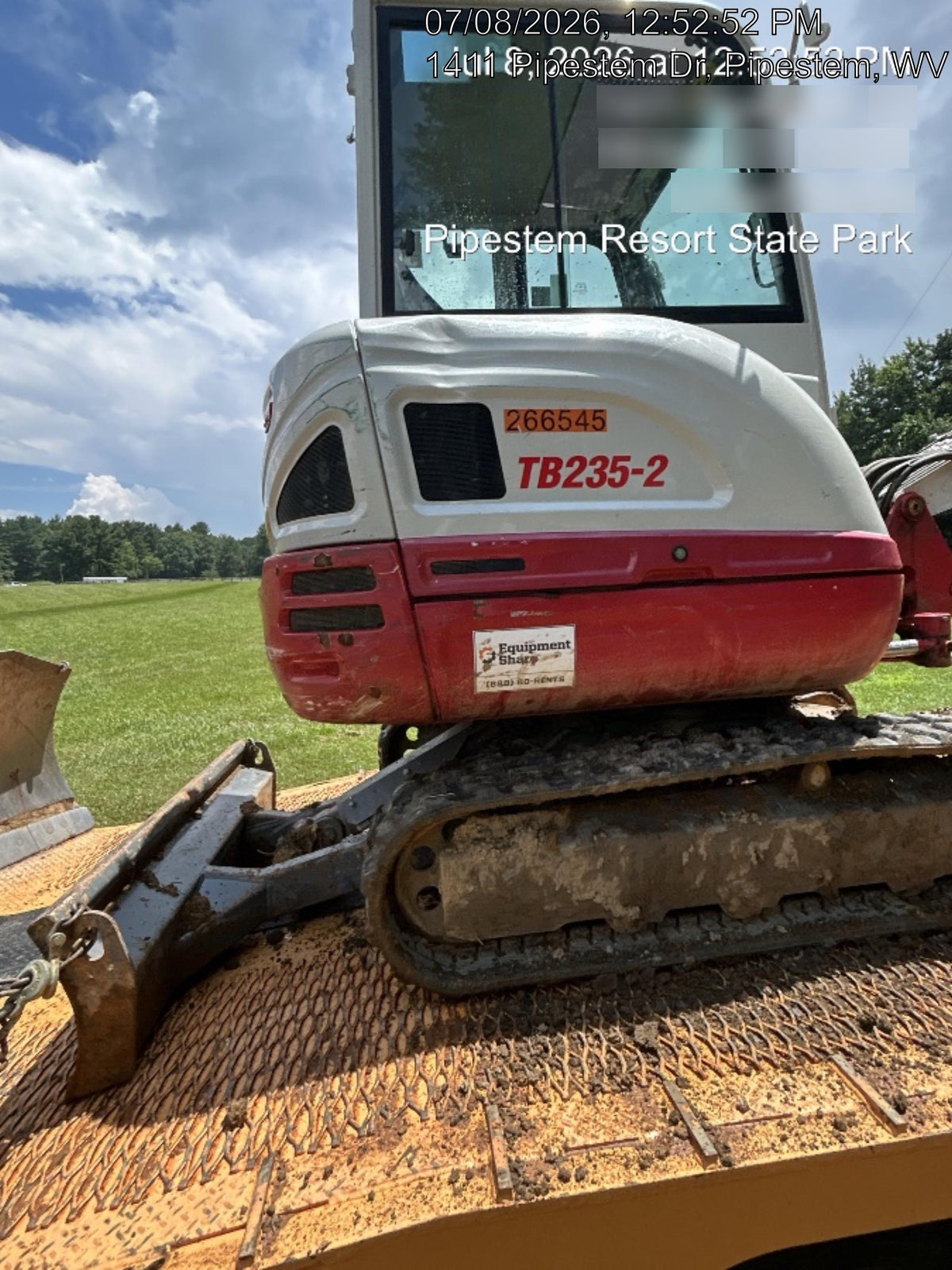 2022 TAKEUCHI TB235-2CR