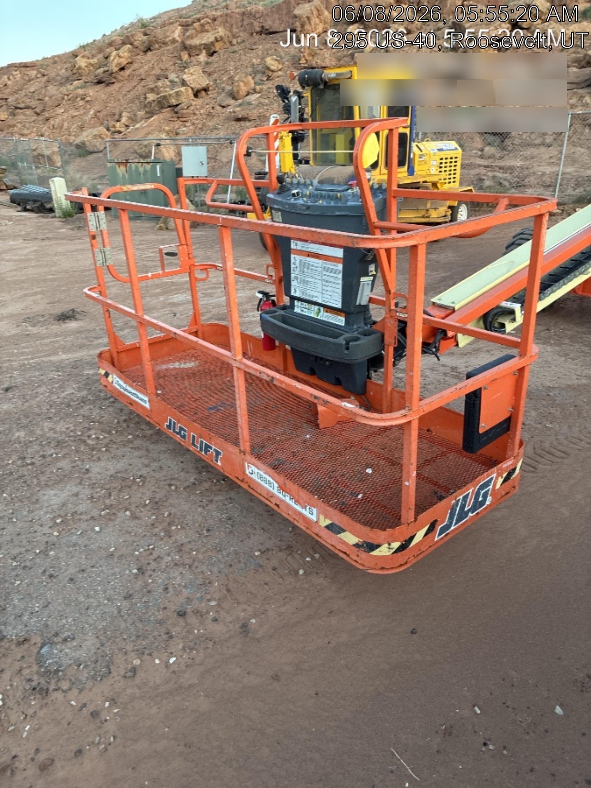 2021 JLG 400S