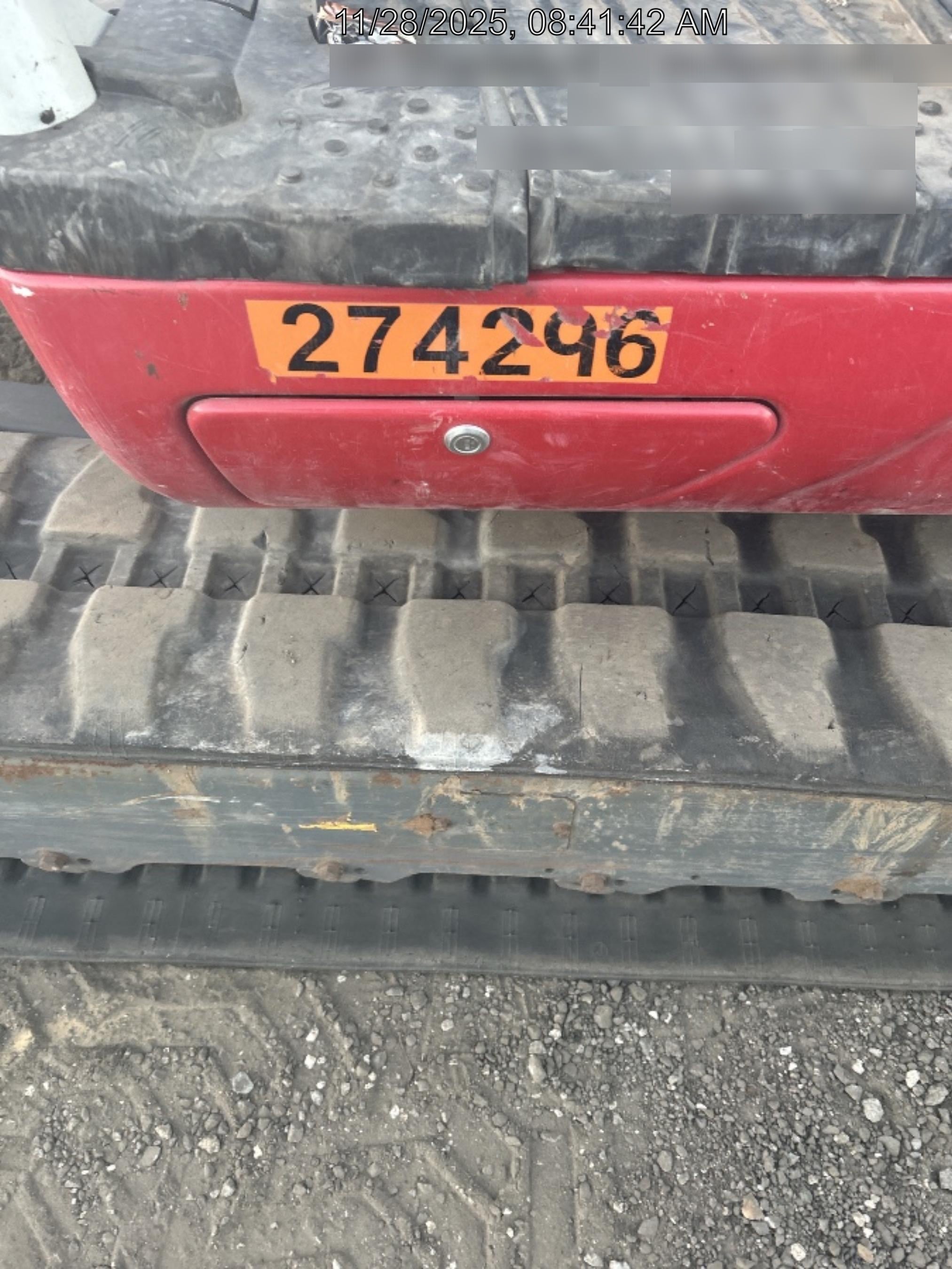 2022 TAKEUCHI TB250-2R