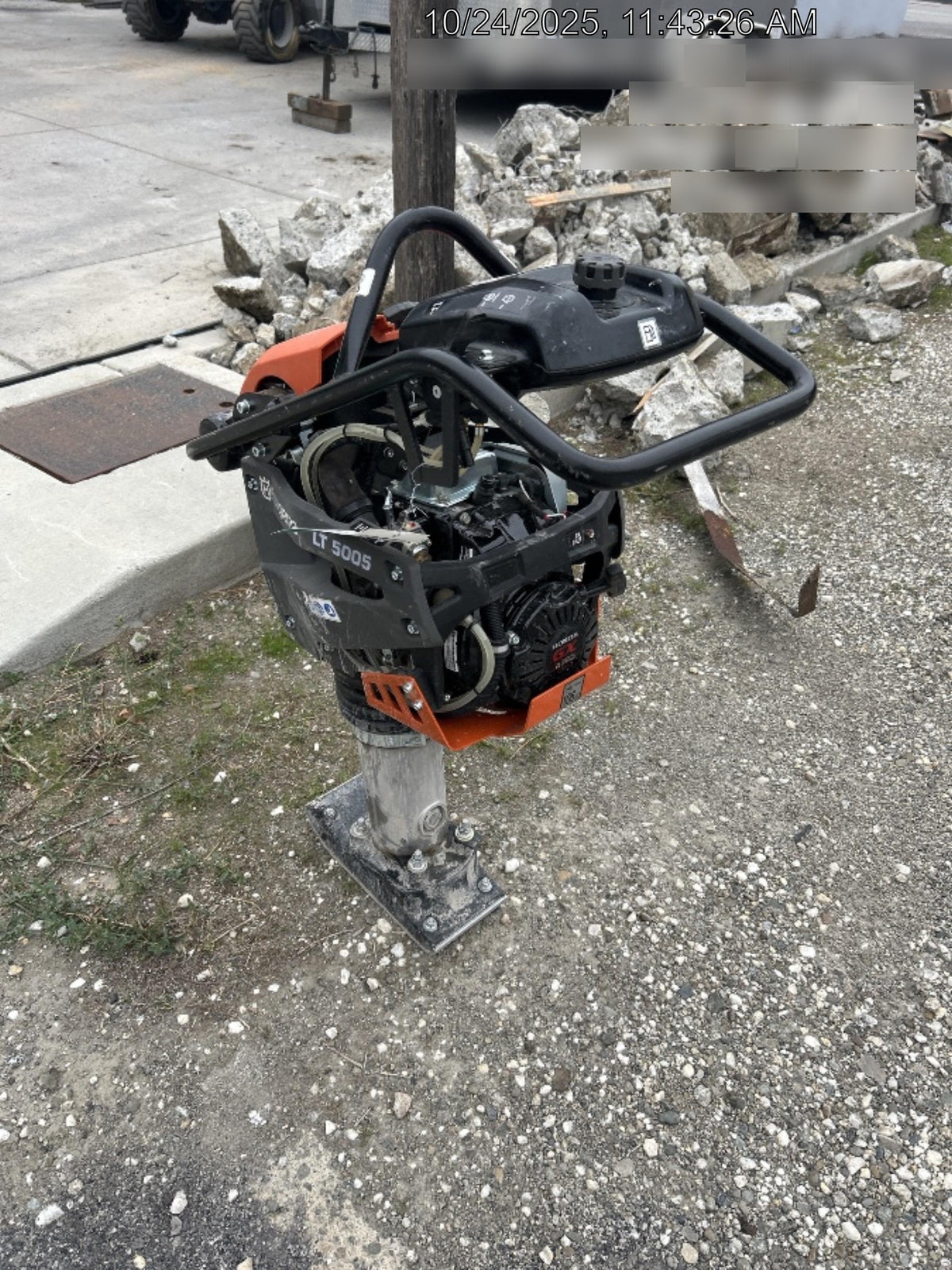2024 HUSQVARNA LT5005