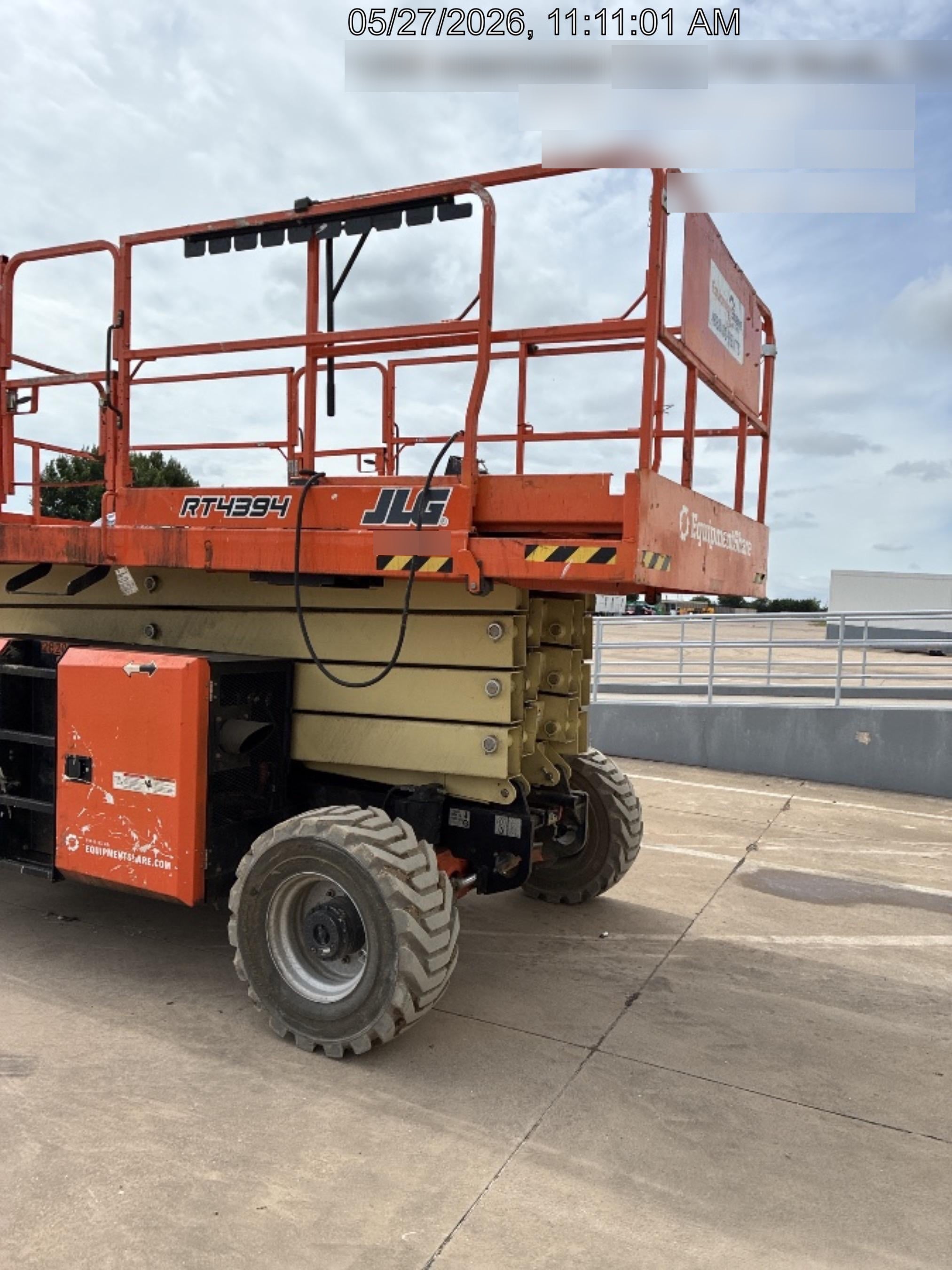 2022 JLG RT4394