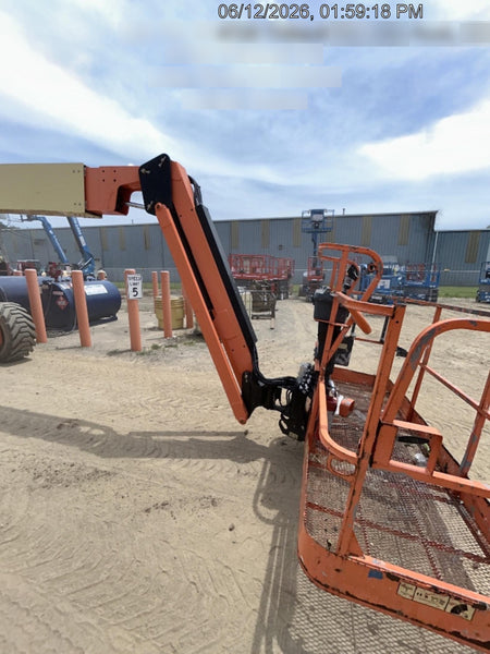 2020 JLG 800AJ