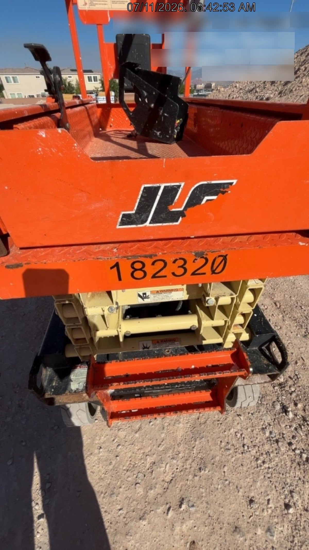 2021 JLG ES1932
