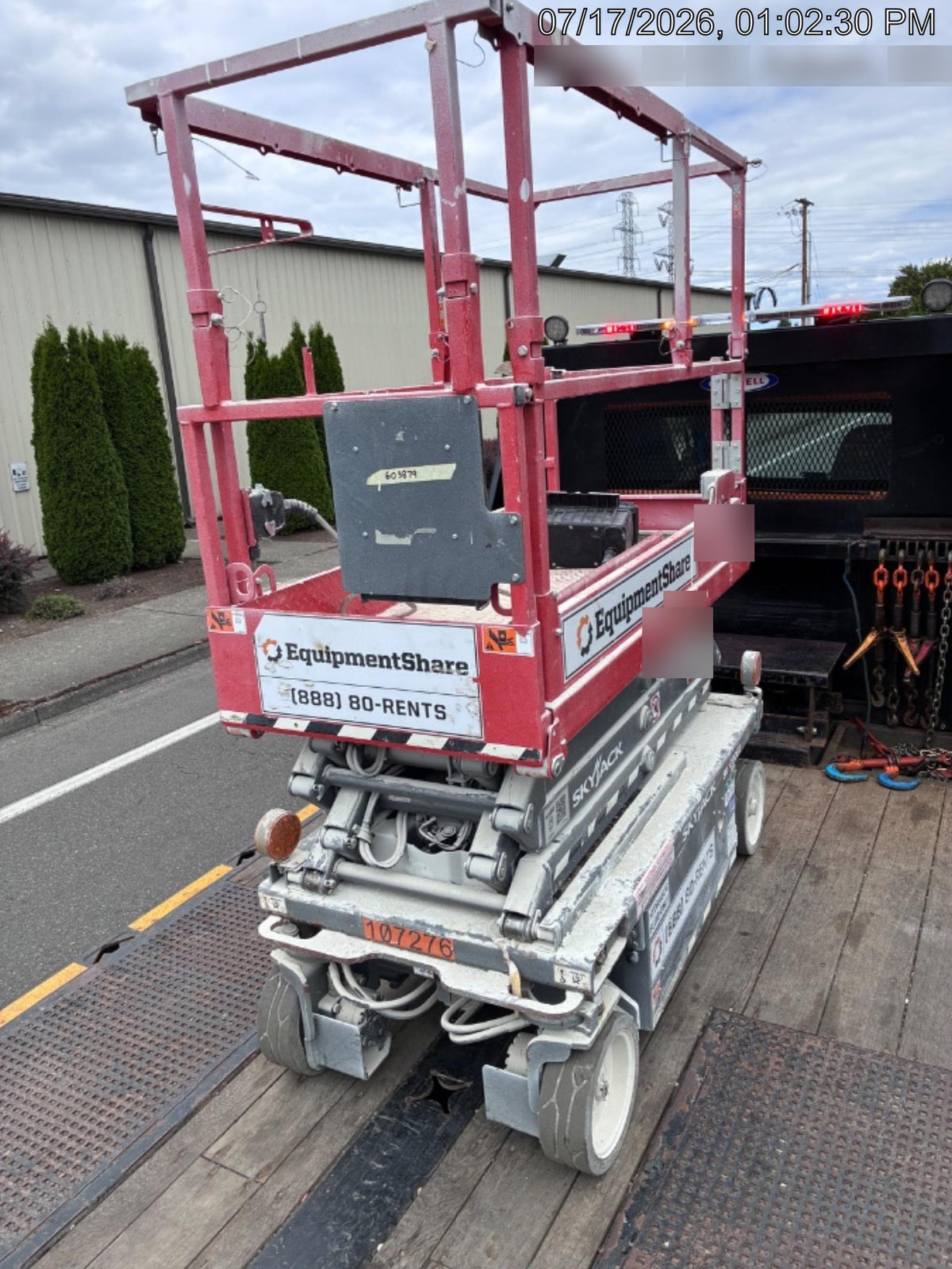 2020 Skyjack SJIII-3219 Solid NM Tires, Half height spring hinged entry gate, Dual Beacons, 800W Inverter