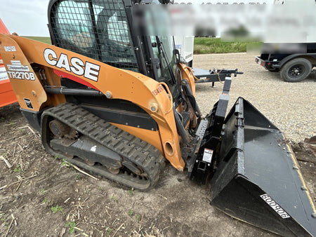 2021 CASE TR270B