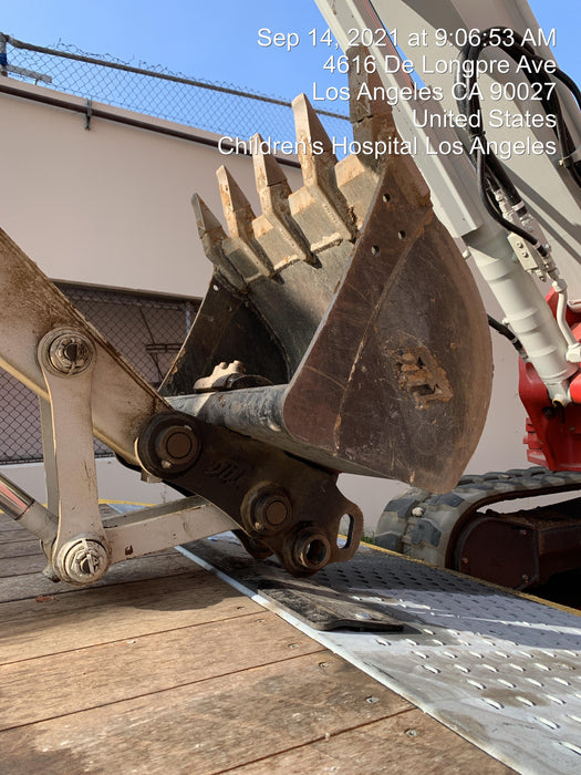 2021 DOOSAN 30" Bucket - Doosan