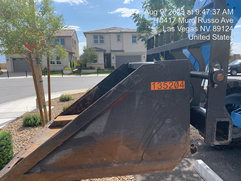 2021 ARROW MATERIAL HANDLING Telehandler Fork Bucket