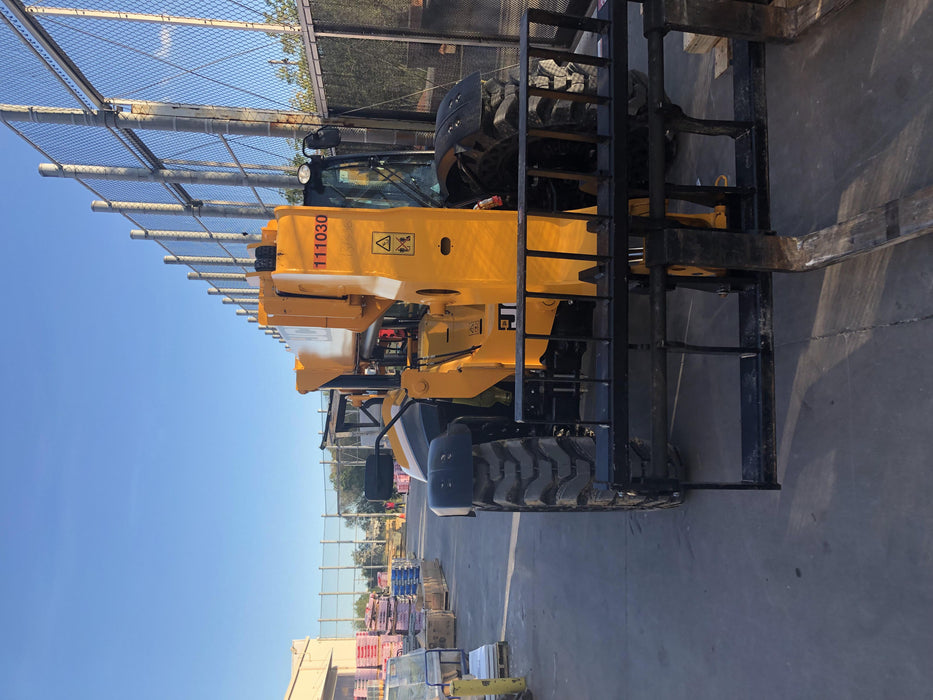 2020 JCB 509-42 Cab/Heat/Air, Solid Tires, Work Lights, Beacon, Aux Hydraulics, Back up Alarm, Lifting Eye, ES Decals