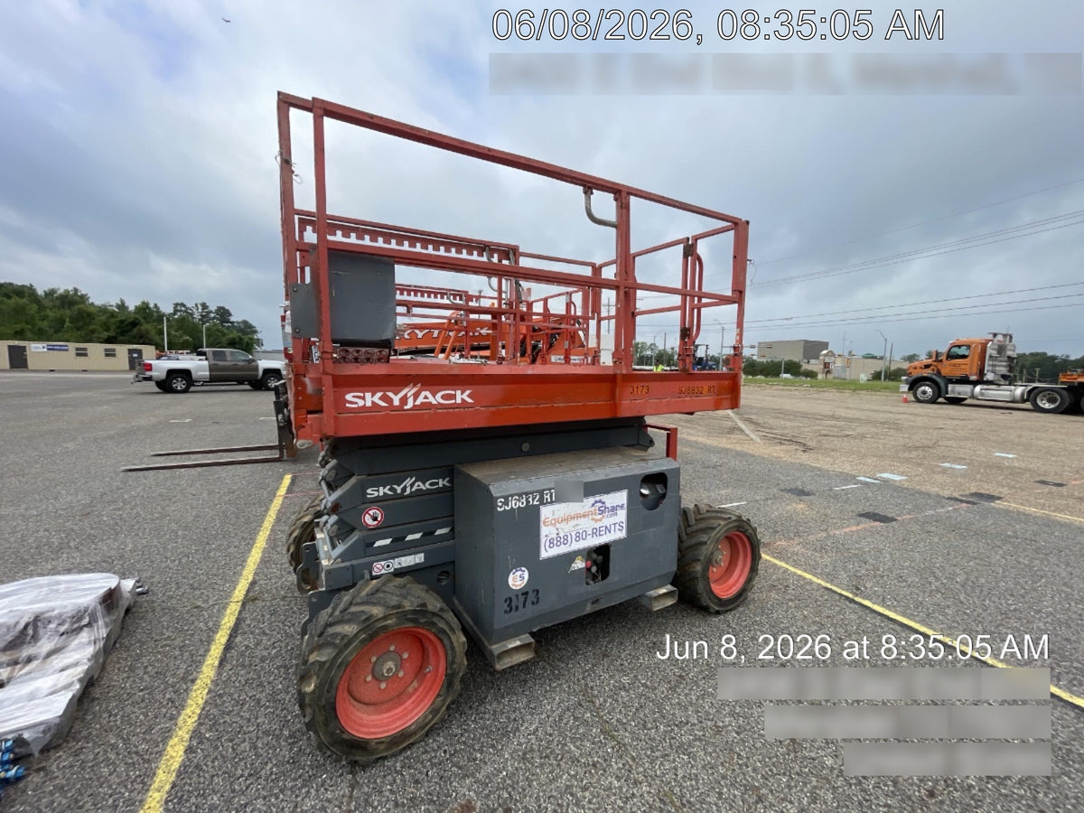 2017 SKYJACK SJ6832 RT