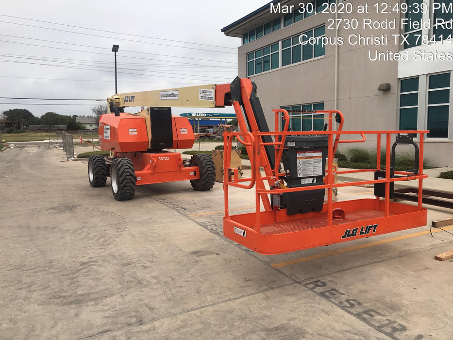 2020 JLG 800AJ