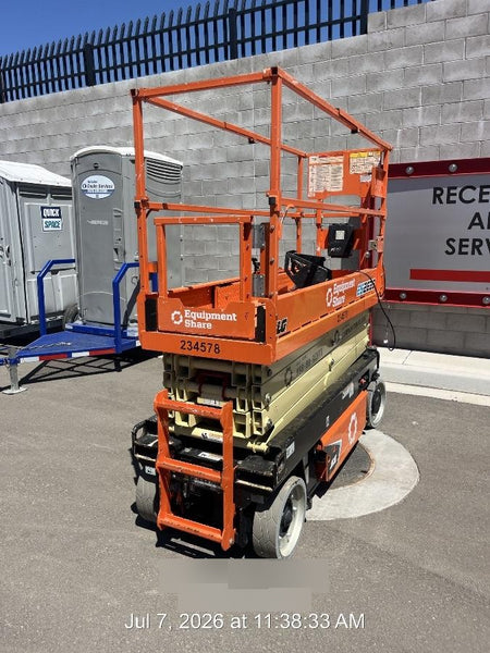 2022 JLG ES2632