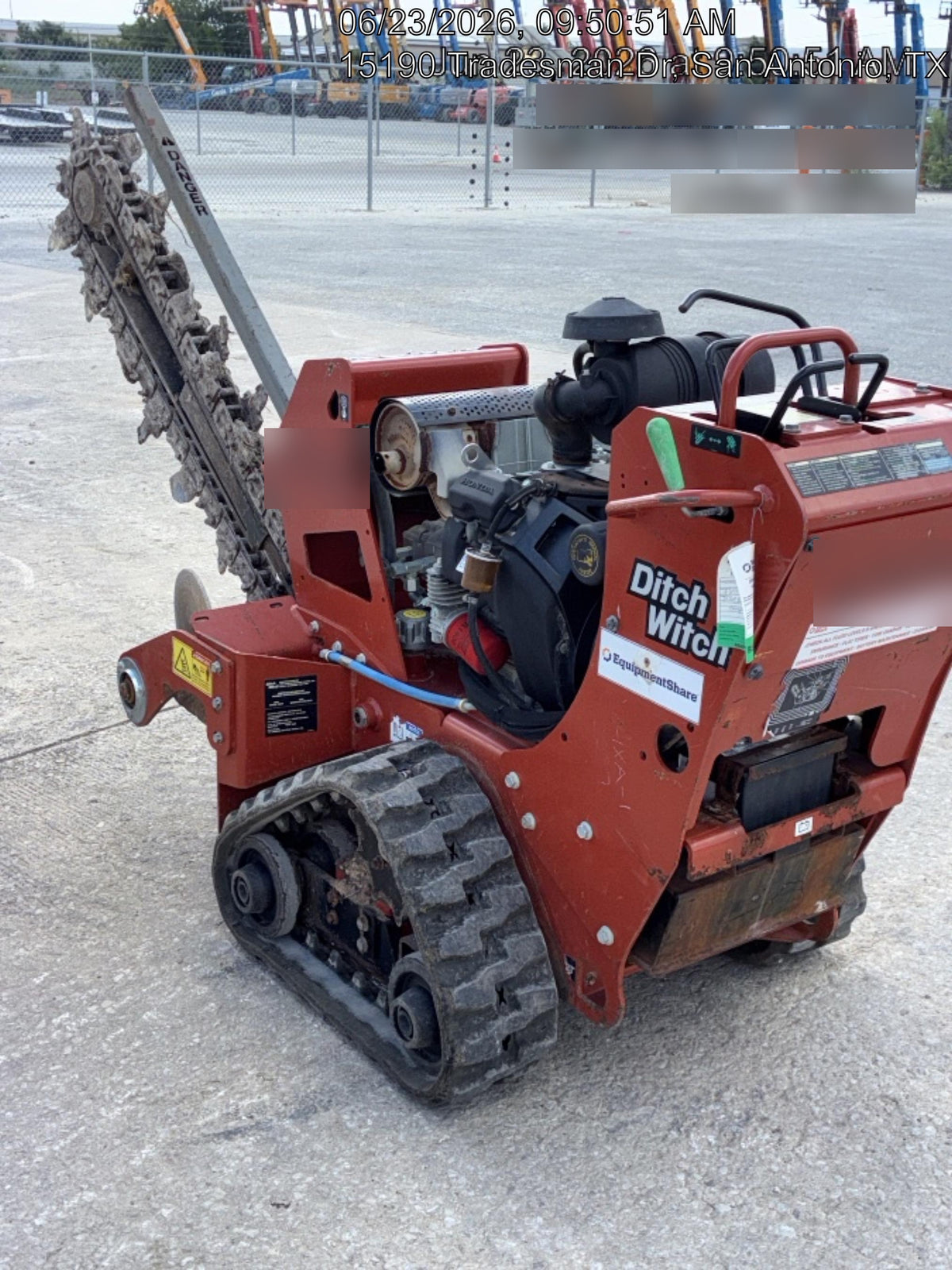 2020 DITCH WITCH C24XA
