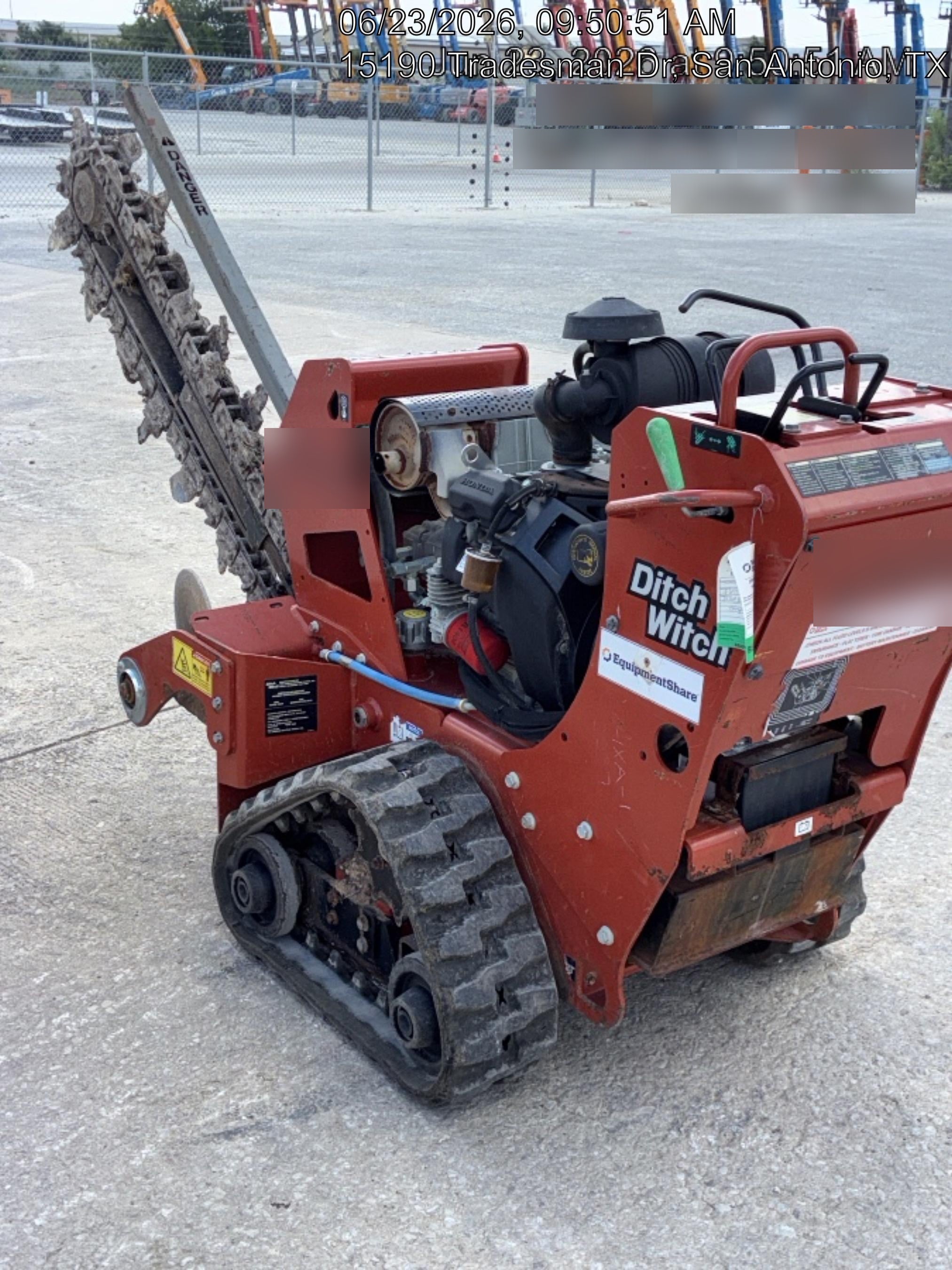2020 DITCH WITCH C24XA