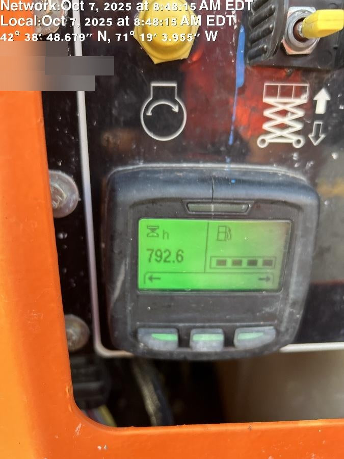 2022 JLG RT2669