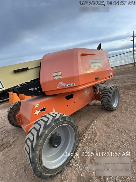 2019 JLG 600S
