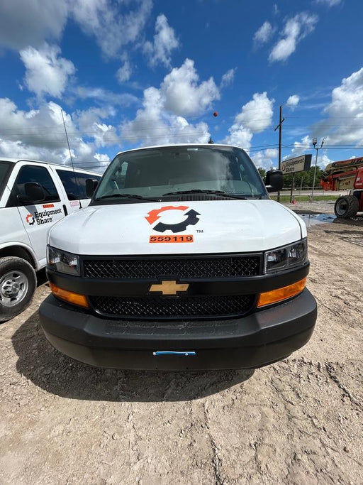 2025 CHEVROLET Express Van - Rental