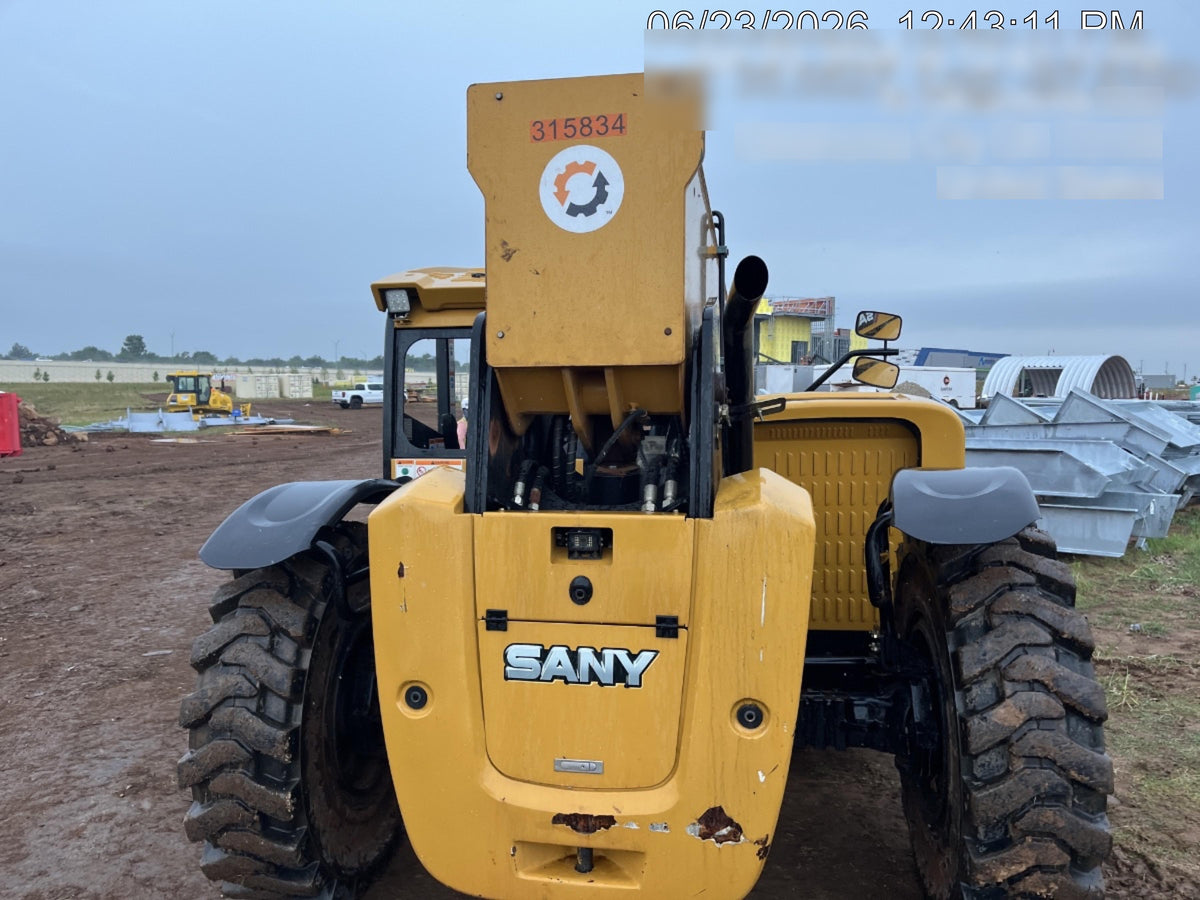 2023 SANY STH1056