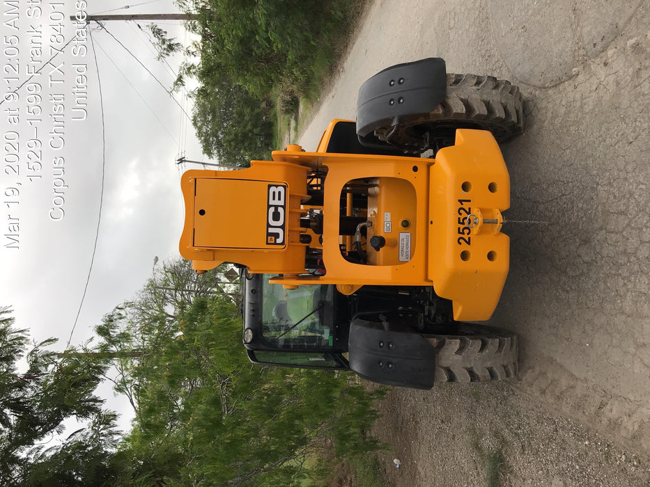 2019 JCB 512-56 109 HP w/CAB/HVAC, Beacon, Aux Hydraulics, Worklights, Solid Tires w/60" Carriage/Forks