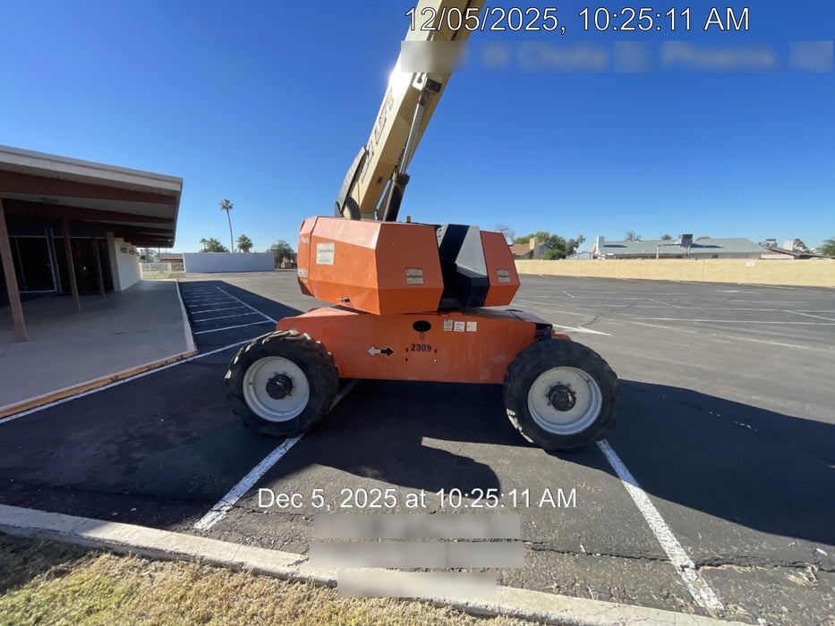 2017 JLG 660SJ
