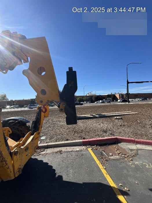 2020 JCB 510-56 Cab/Heat/Air, Solid Tires, Work Lights, Beacon, Aux Hydraulics, Back up Alarm, Lifting Eye, ES Decals