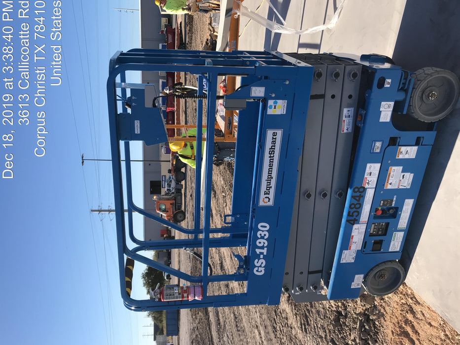 2019 Genie GS-1930 Fixed rails with chain Entry