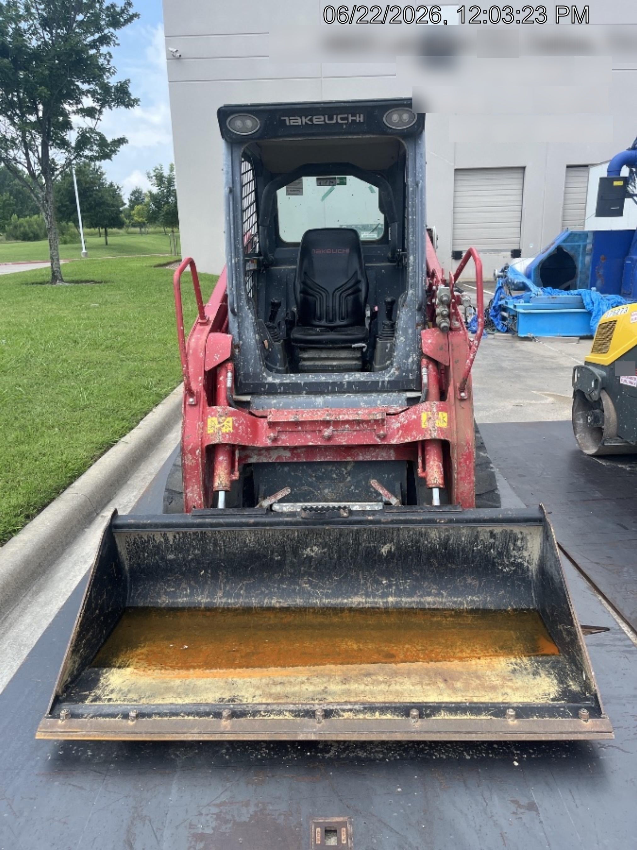 2022 TAKEUCHI TL8R2-R