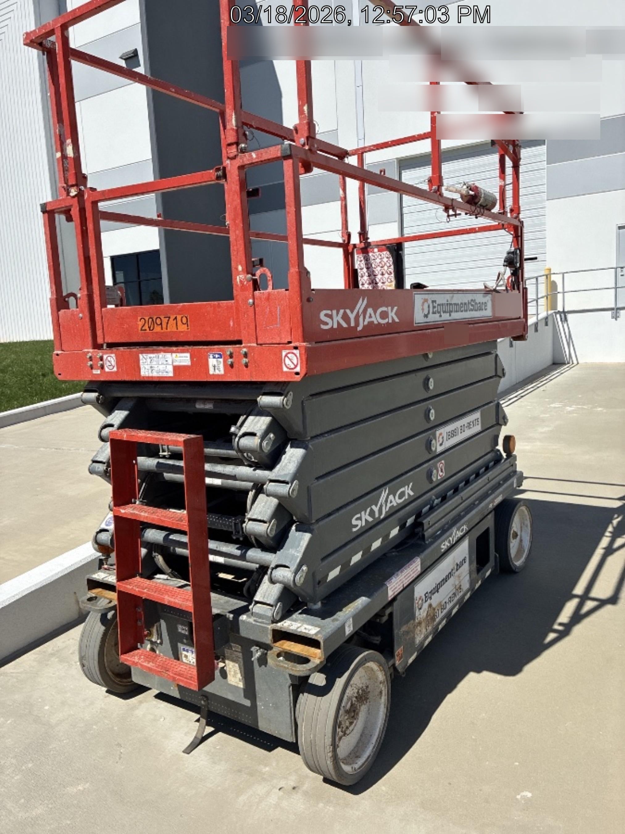 2022 SKYJACK SJ4740
