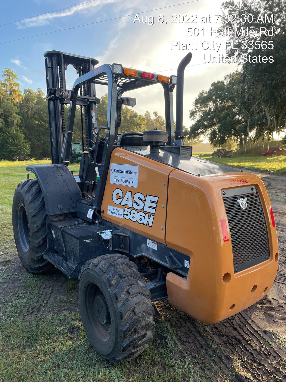 2022 CASE 586H