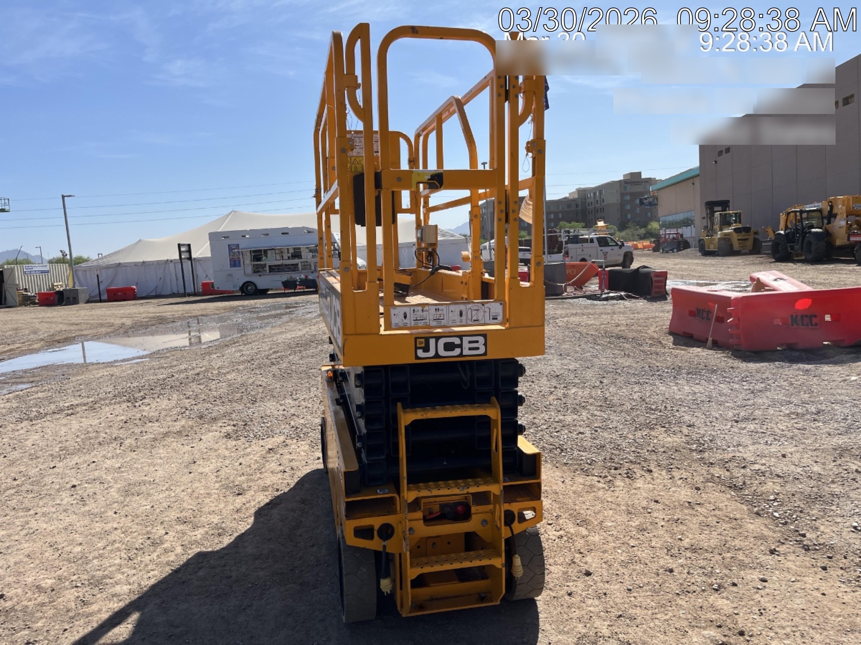 2022 JLG ES2632