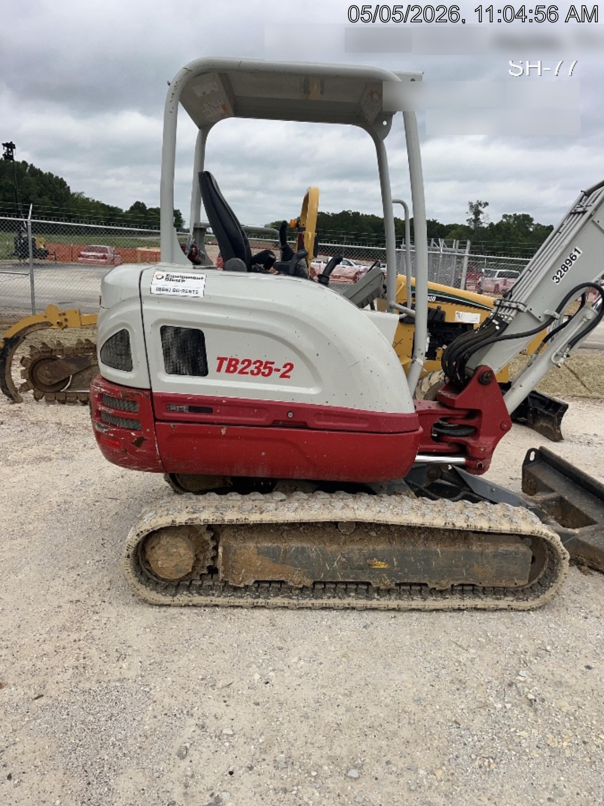 2023 TAKEUCHI TB235-2R