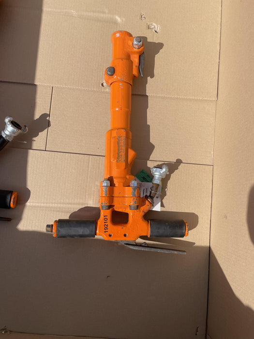 2021 MICHIGAN PNEUMATIC MP-30-1