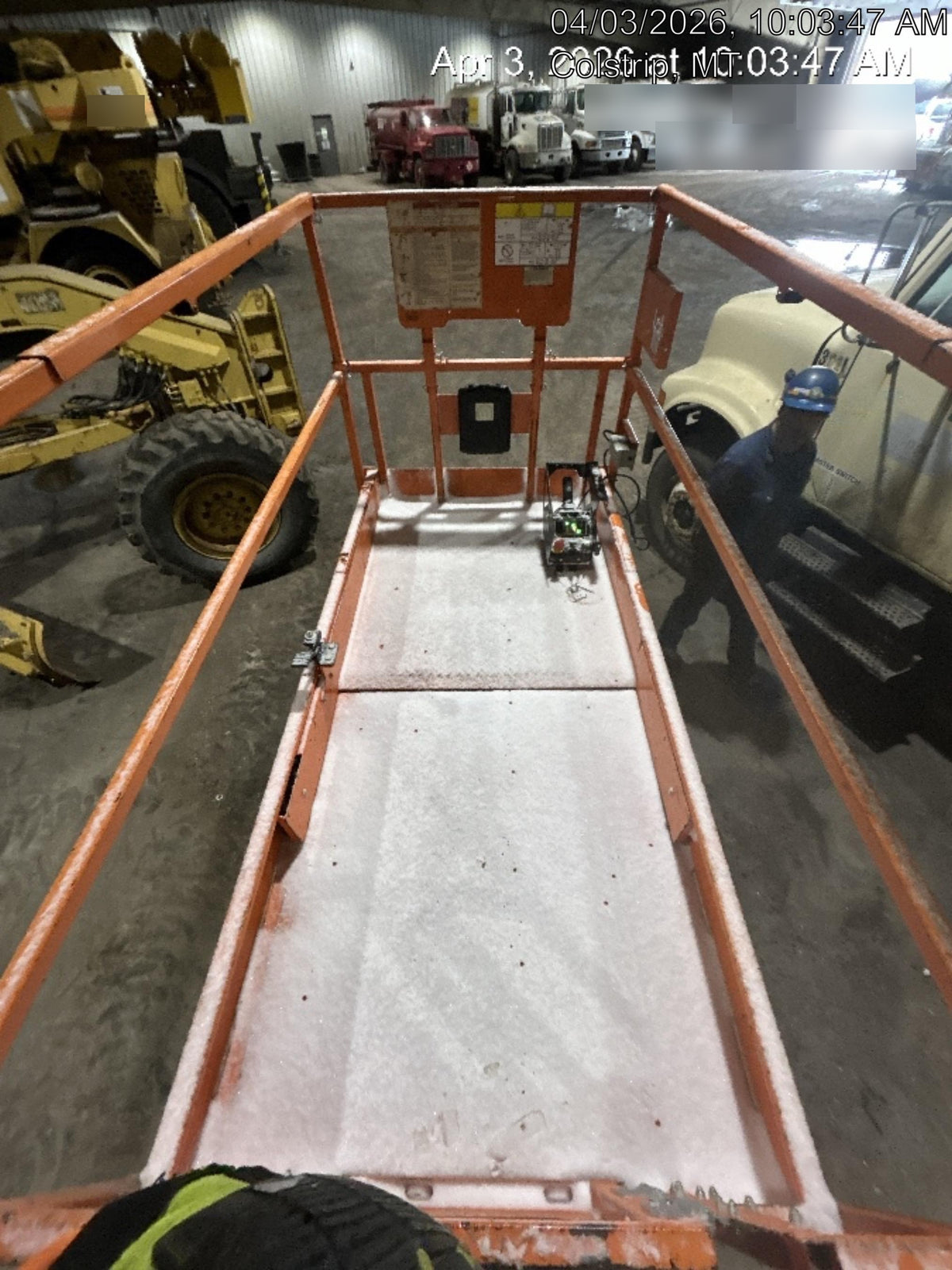 2022 JLG ES3246
