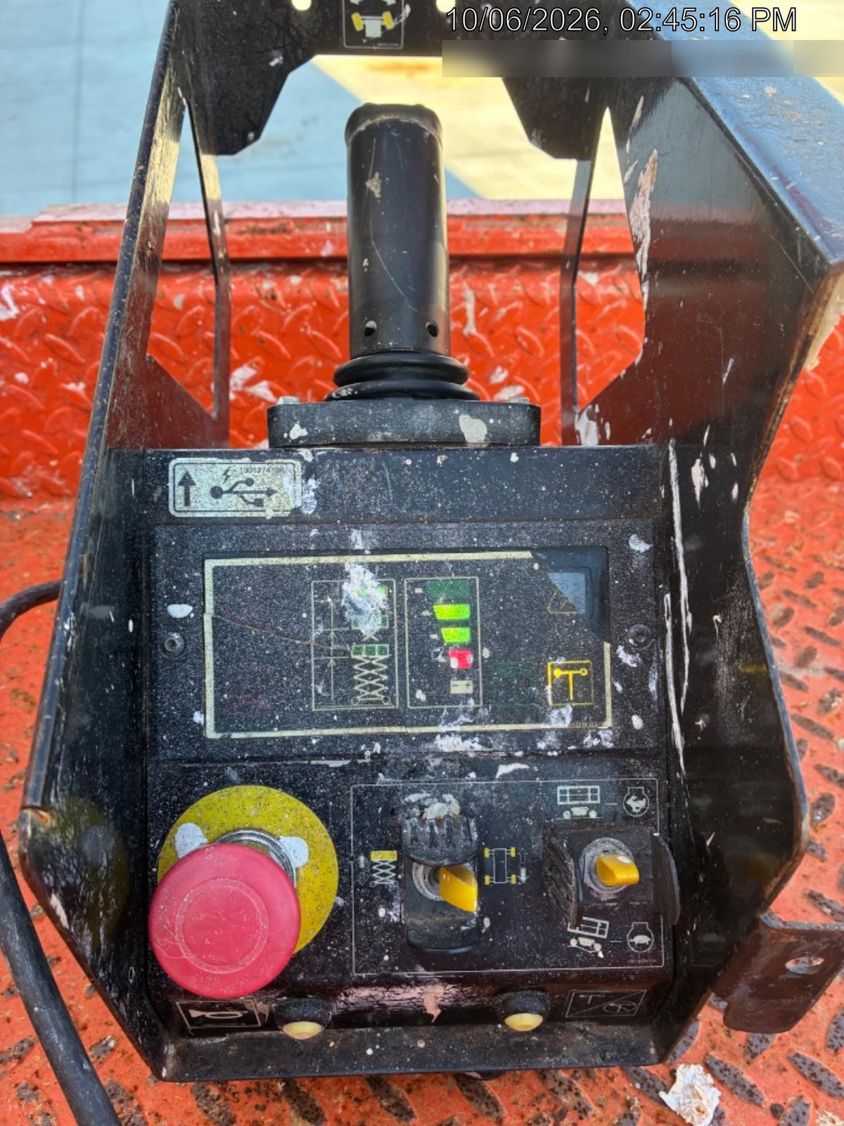 2022 JLG ES2632