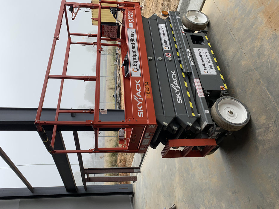 2020 Skyjack SJIII-3226 Solid NM Tires, Half height spring hinged entry gate, Dual Beacons