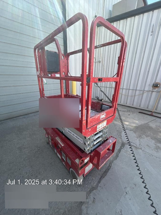 2019 MEC 1330SE Motion Alarm, Beacon, Includes MachineLink keypad and telematics device