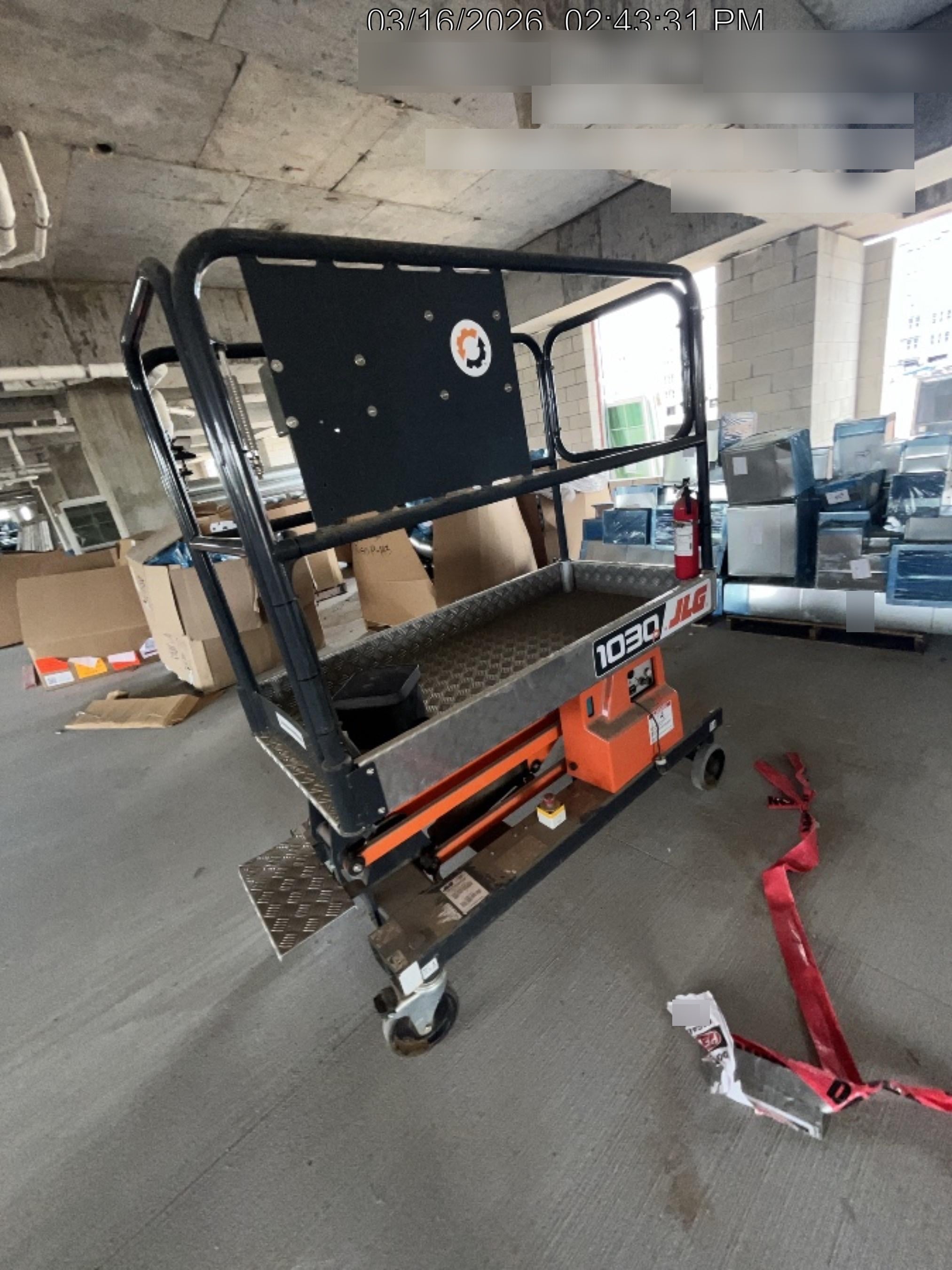 2023 JLG 1030P