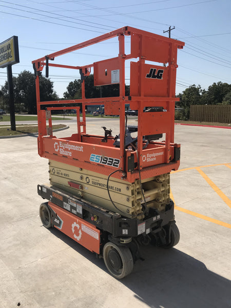2024 JLG ES1932