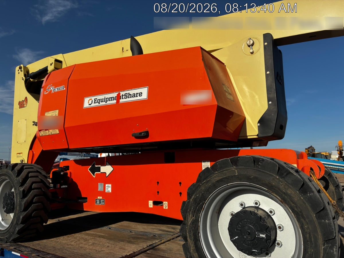 2019 JLG 800AJ