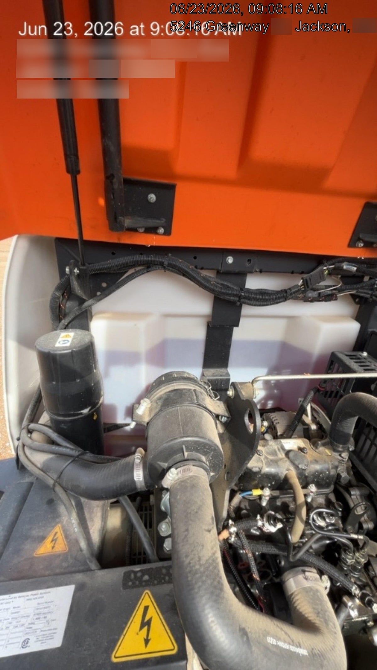 2023 Generac MLT2 Diesel, Flex Switch 120V Input, Powerzone Controller, 
(4) 320W LED Lights, 4kW Generator, 39.9 Gal Fuel Tank, 2" Ball, T3