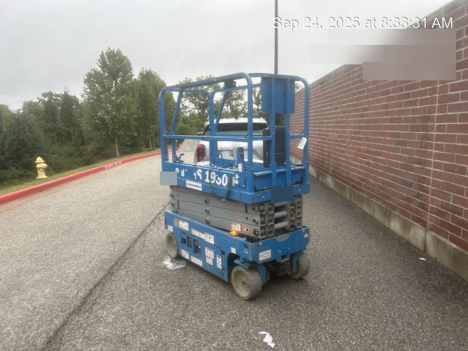 2018 Genie GS-1930 Genie GS-1930 w/Fixed Rail, Chain Entry