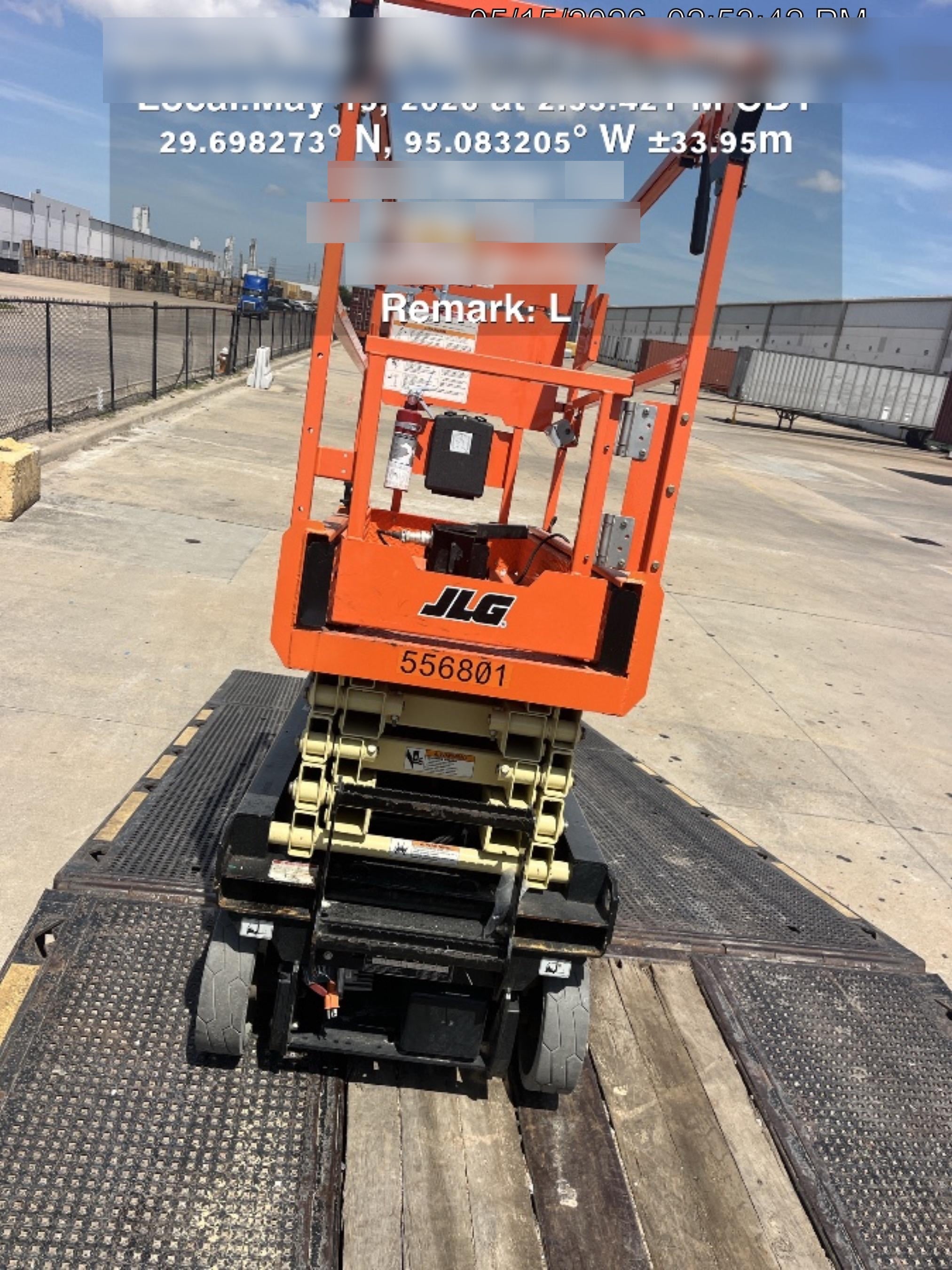 2025 JLG ES1932