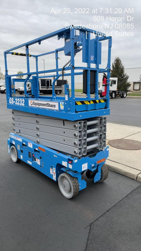 2022 GENIE GS-3232