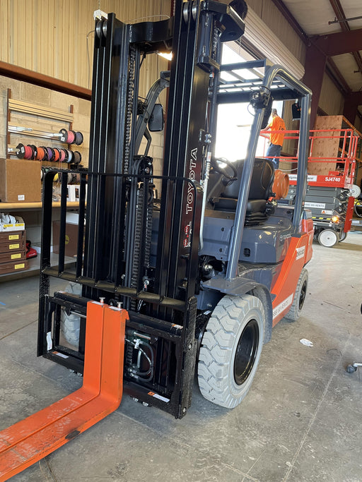 2022 TOYOTA 50-8FGU25