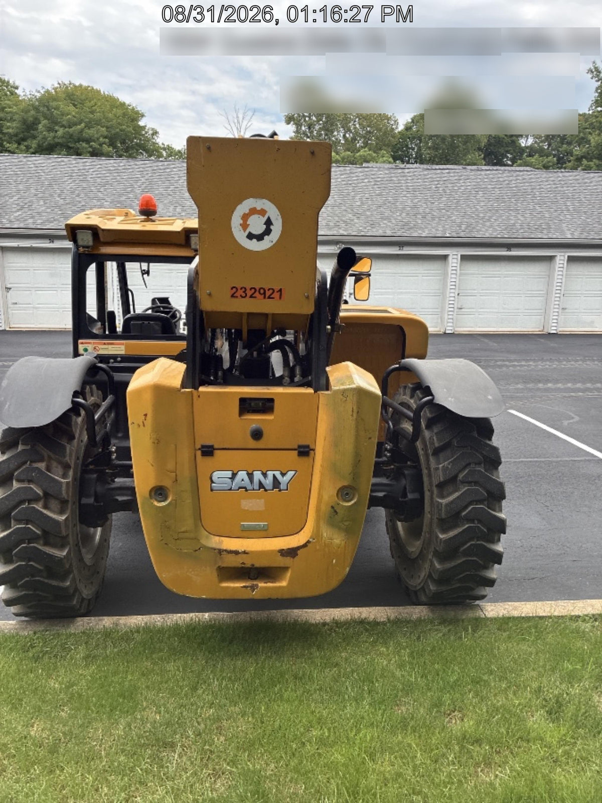 2022 SANY STH1056