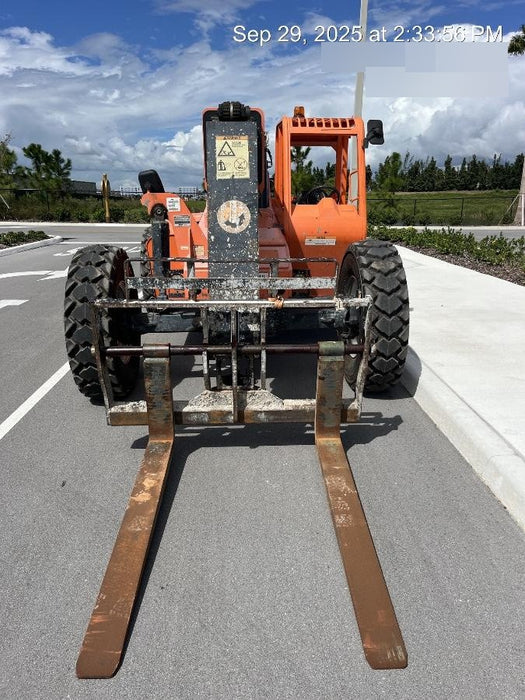 2020 Skytrak 8042 Canopy, Solid Tires, Work Lights, Beacon, Aux Hydraulics, Back up Alarm, Lifting Eye, ES Decals