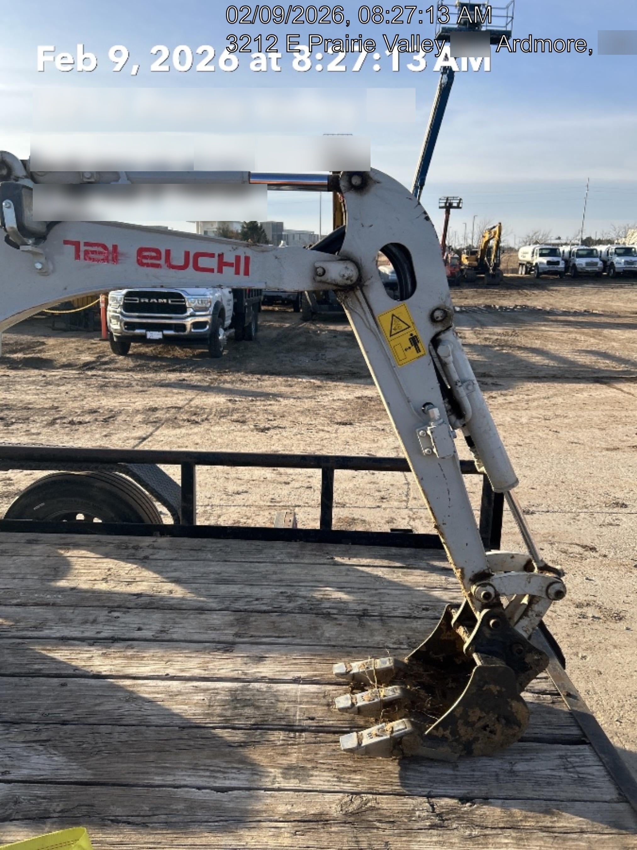 2022 TAKEUCHI TB210R
