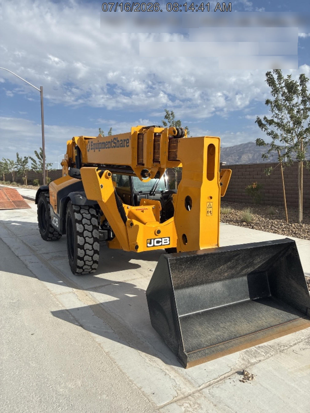 2021 ARROW MATERIAL HANDLING Telehandler Fork Bucket
