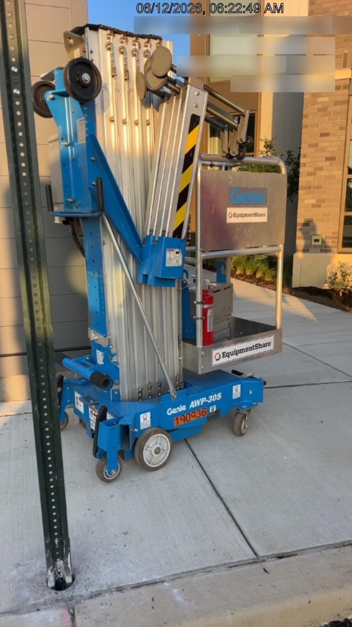 2021 GENIE AWP-30S DC